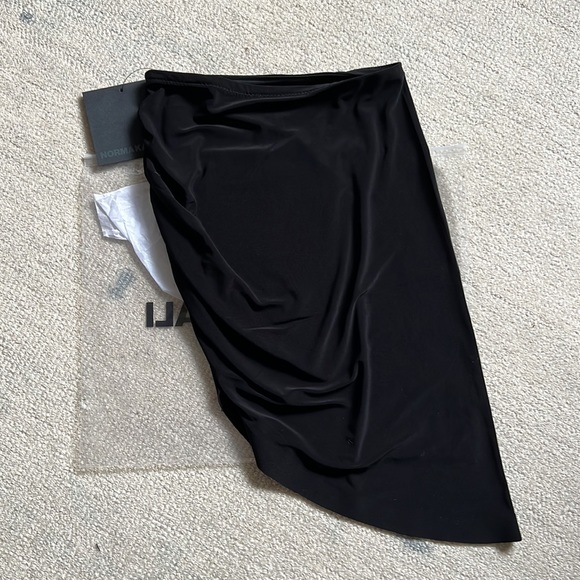 Norma Kamali Side Drape asymmetrical Mini Skirt - Picture 9 of 10